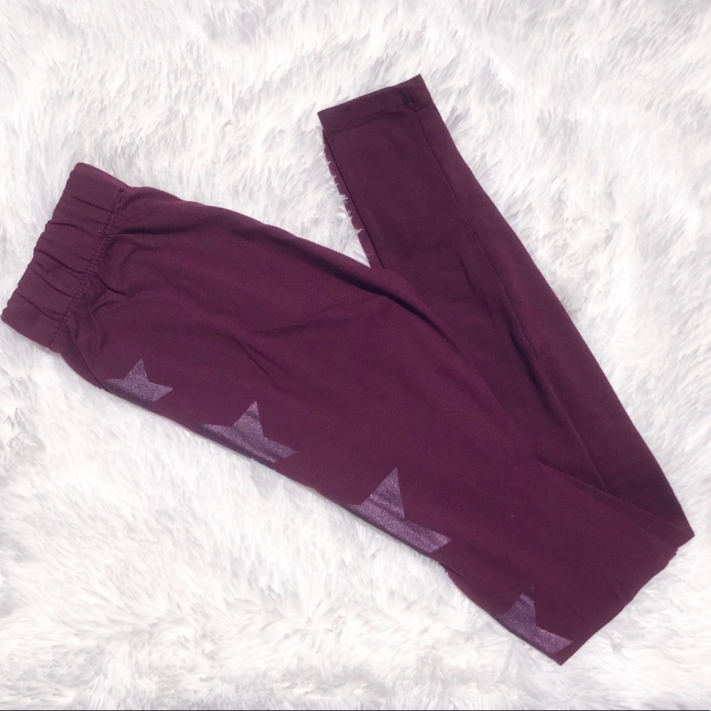 Maroon Star Leggings